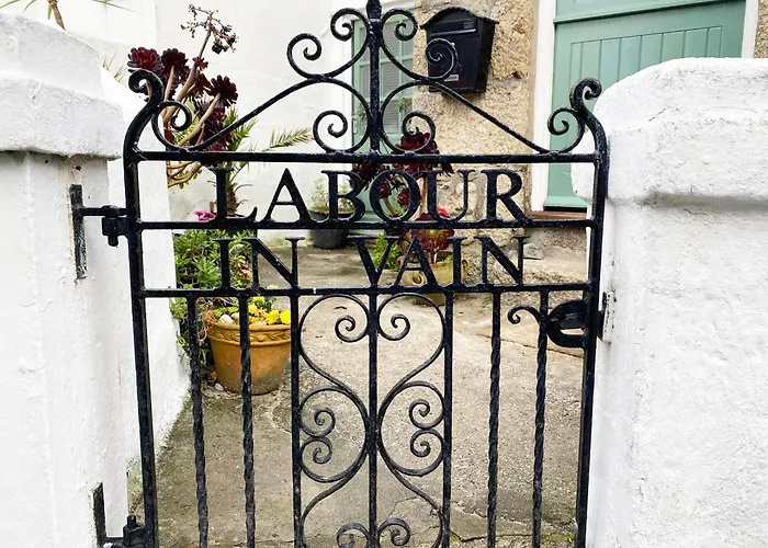 Labour In Vain Villa St Ives 